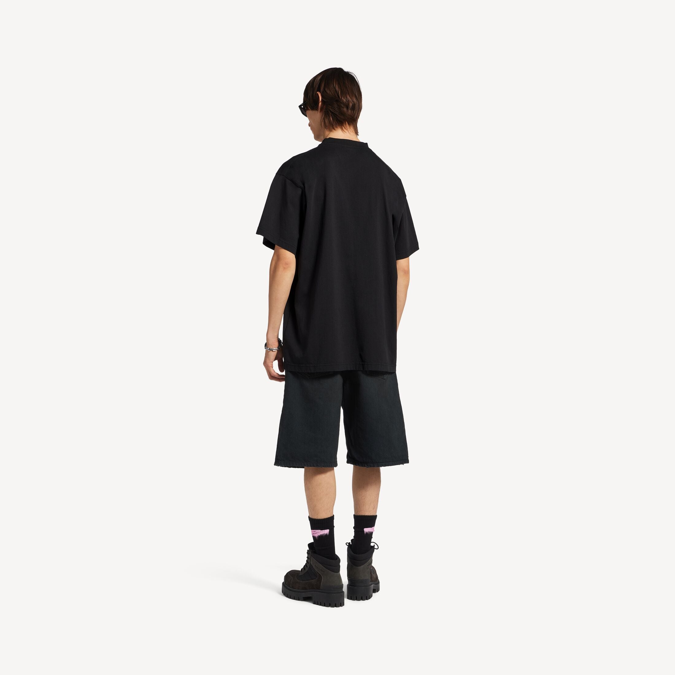 MEN'S WET BRUSH OVERSIZED T-SHIRT IN BLACK